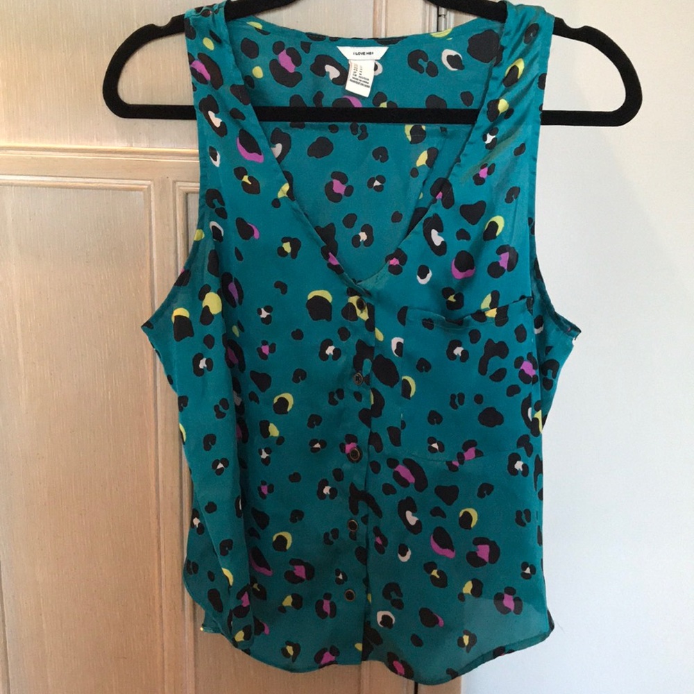 Satin feel top size medium